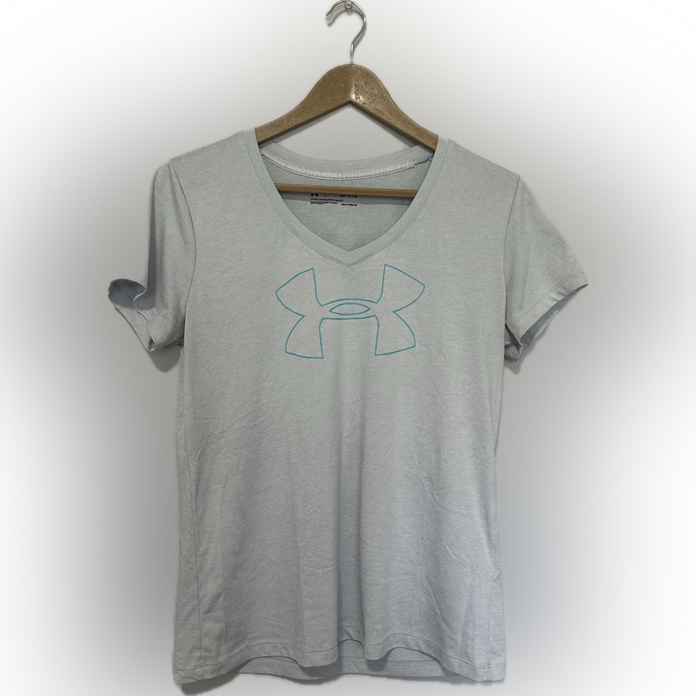 Under Armour Short Sleeve V-Neck Shirts-Size Medium